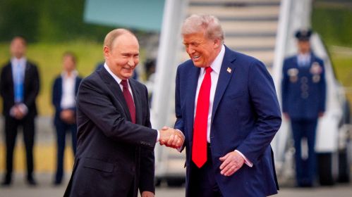 Владимир Путин и Дональд Трамп встретились на Аляске 15 августа 2025 года. Фото: Andrew Harnik/Getty Images