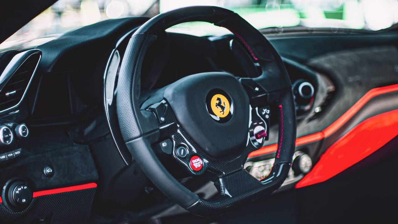 Ferrari zostało poważnie uszkodzone (fot. Pexels) Ferrari zostało poważnie uszkodzone (fot. Pexels)