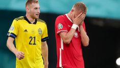 Dejan Kulusevski (L) i Kamil Glik (fot. Getty)