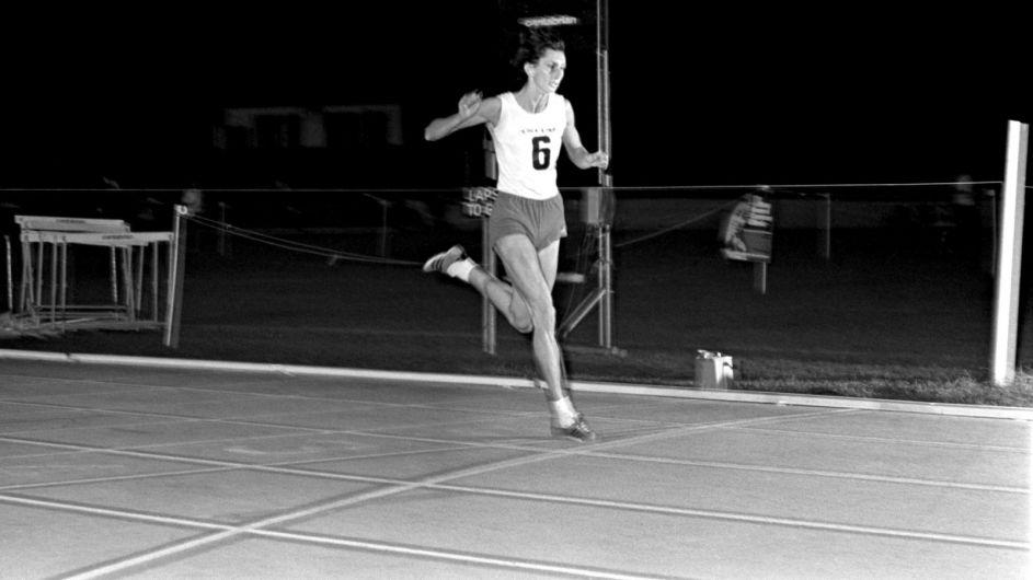 Irena Szewińska słynęła z pięknej techniki biegu (fot. PAP) Irena Szewińska słynęła z pięknej techniki biegu (fot. PAP)