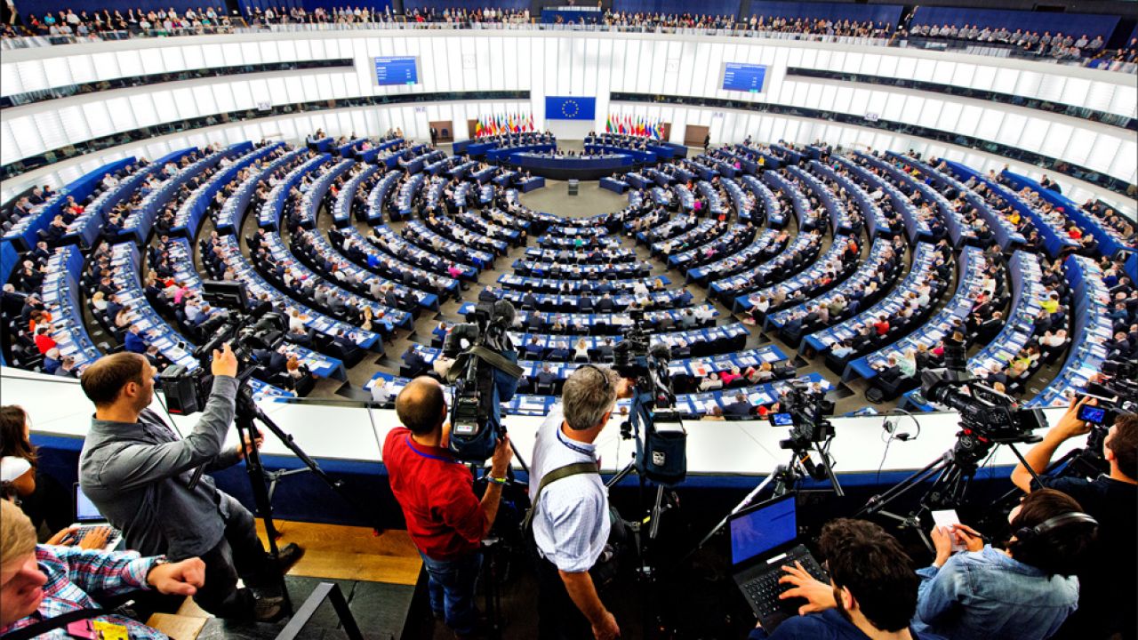 Przyjęcie rezolucji poparło 438 europosłów, 152 było przeciw, a 71 wstrzymało się od głosu (fot. CC)