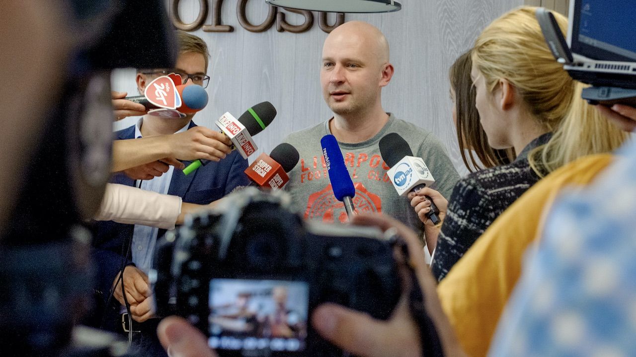 Dziennikarz i jego szef uważali, że mają obowiązek chronić źródła informacji (fot. arch.PAP/A.Markowicz) Dziennikarz i jego szef uważali, że mają obowiązek chronić źródła informacji (fot. arch.PAP/A.Markowicz)