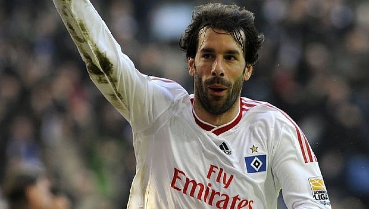 Ruud Van Nistelrooy strzełi w tym sezonie pięć bramek dla HSV (fot. PAP/EPA) Ruud Van Nistelrooy strzełi w tym sezonie pięć bramek dla HSV (fot. PAP/EPA)