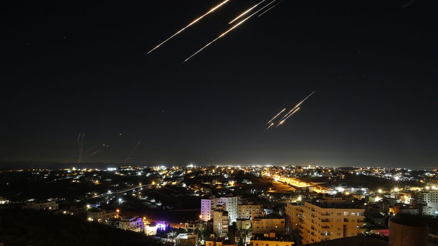 Iran grozi wystrzeleniem kolejnych pocisków hipersonicznych (fot. Wisam Hashlamoun/Anadolu/Getty)