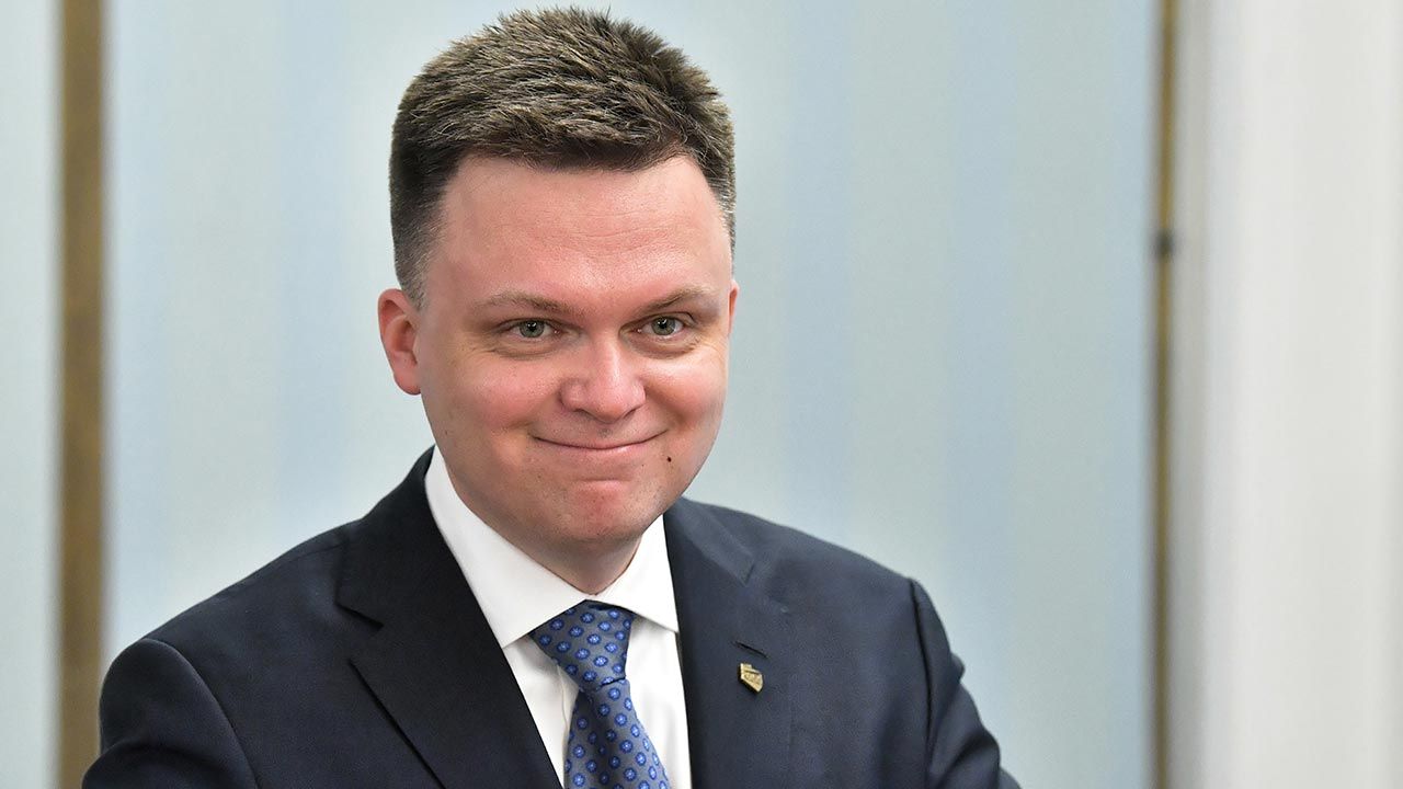 Szymon Hołownia o Donaldzie Tusku powiedział, że na pewno nie jest jego wrogiem (fot. PAP/Radek Pietruszka) Szymon Hołownia o Donaldzie Tusku powiedział, że na pewno nie jest jego wrogiem (fot. PAP/Radek Pietruszka)