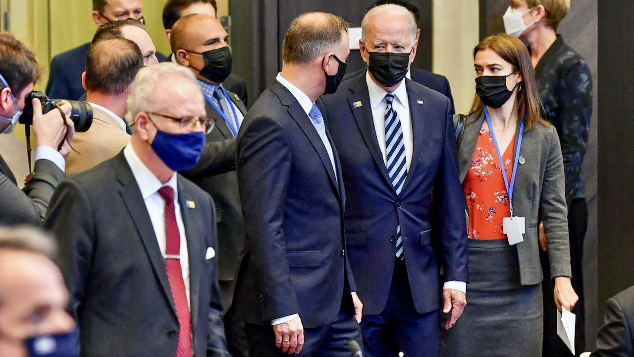 Andrzej Duda i Joe Biden na szczycie NATO w Brukseli (fot. PAP/MON/Wojciech Król)