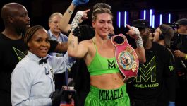 Mikaela Mayer to była mistrzyni WBO i IBF w wadze super piórkowej oraz WBO w wadze półśredniej. W stawce pojedynku z Mary Spencer na szali będą tytuły WBC, WBO i WBA w wadze junior średniej (fot. Getty Images) Mikaela Mayer to była mistrzyni WBO i IBF w wadze super piórkowej (ten pierwszy pas zdobyła w 2020 roku, pokonując Ewę Brodnicką – red.) oraz WBO w wadze półśredniej. W stawce pojedynku z Mary Spencer na szali będą tytuły WBC, WBO i WBA w wadze junior średniej (fot. Getty Images)
