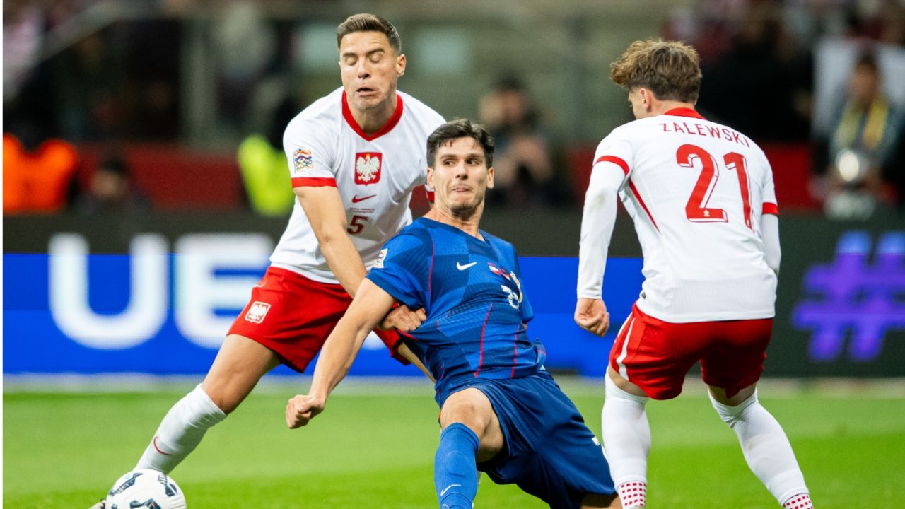 Jan Bednarek w meczu z Chorwacją (fot. Getty).
