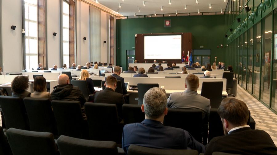 Wyższe dodatki funkcyjne i zgoda na Park Narodowy. Sesja szczecińskiej Rady Miasta