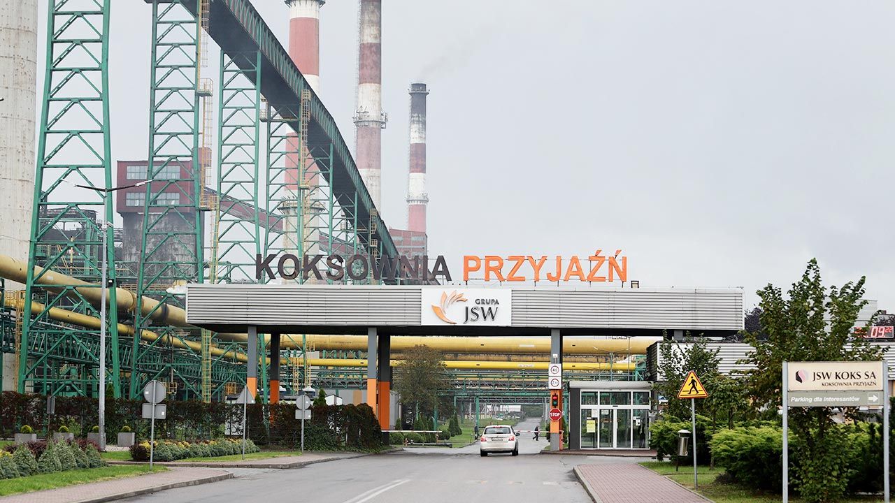 Koksownia Przyjaźń to druga pod względem wielkości koksownia w Polsce (fot. PAP/Tomasz Wiktor)