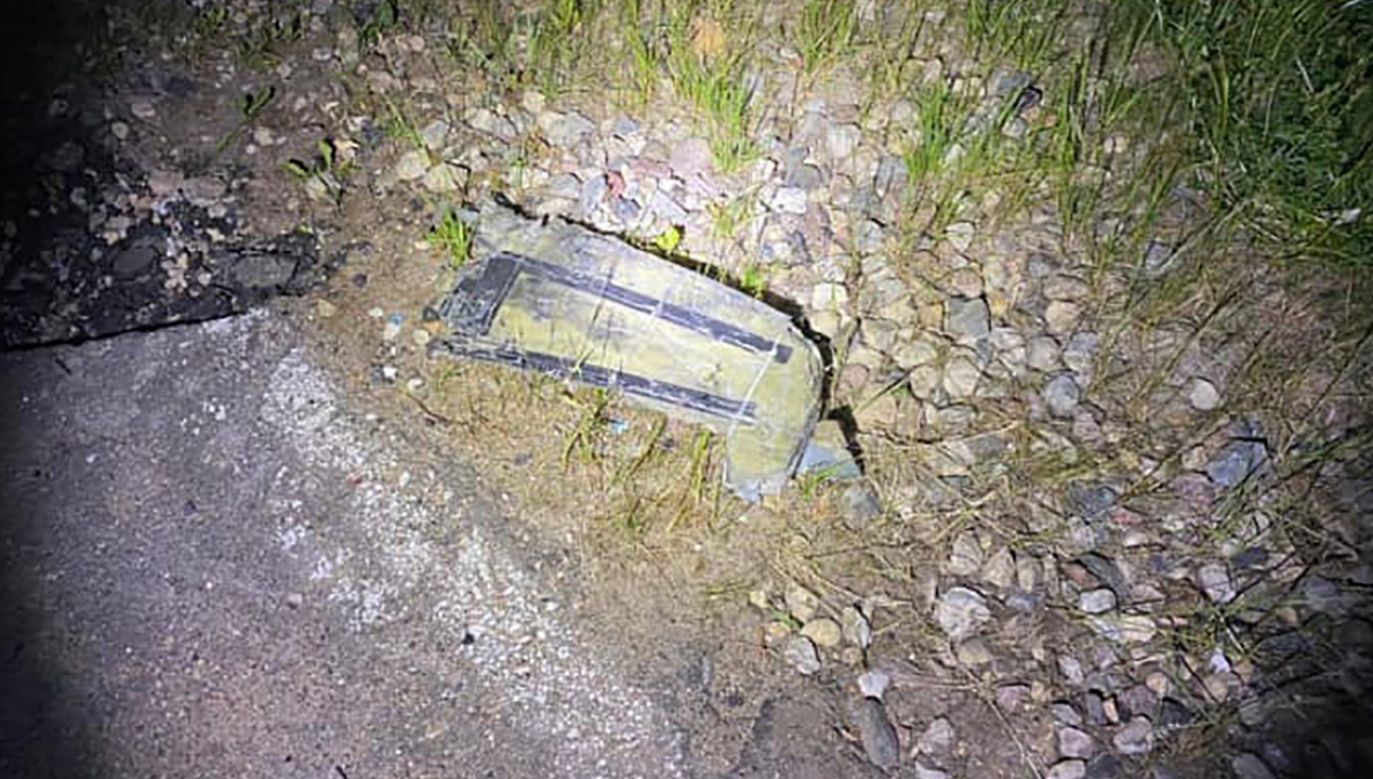 Spadły m.in. na obiekty infrastruktury energetycznej (fot. Telegram/АНОХІНА)
