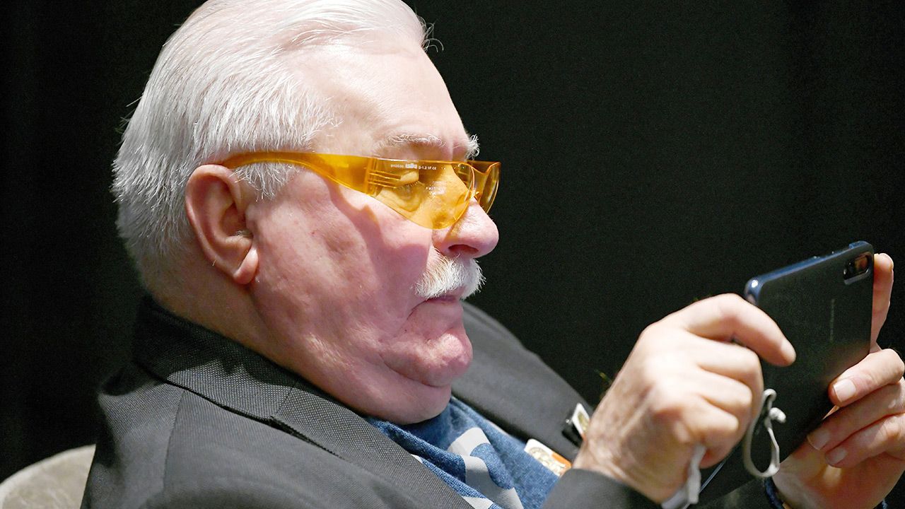 Lech Wałęsa będzie dostawał kilkanaście tysięcy złotych. Był prezydent o podwyżkach i końcu dramatu: Dobre te pieniążki. Komentują Kwaśniewski i Komorowski - Vimarsana News