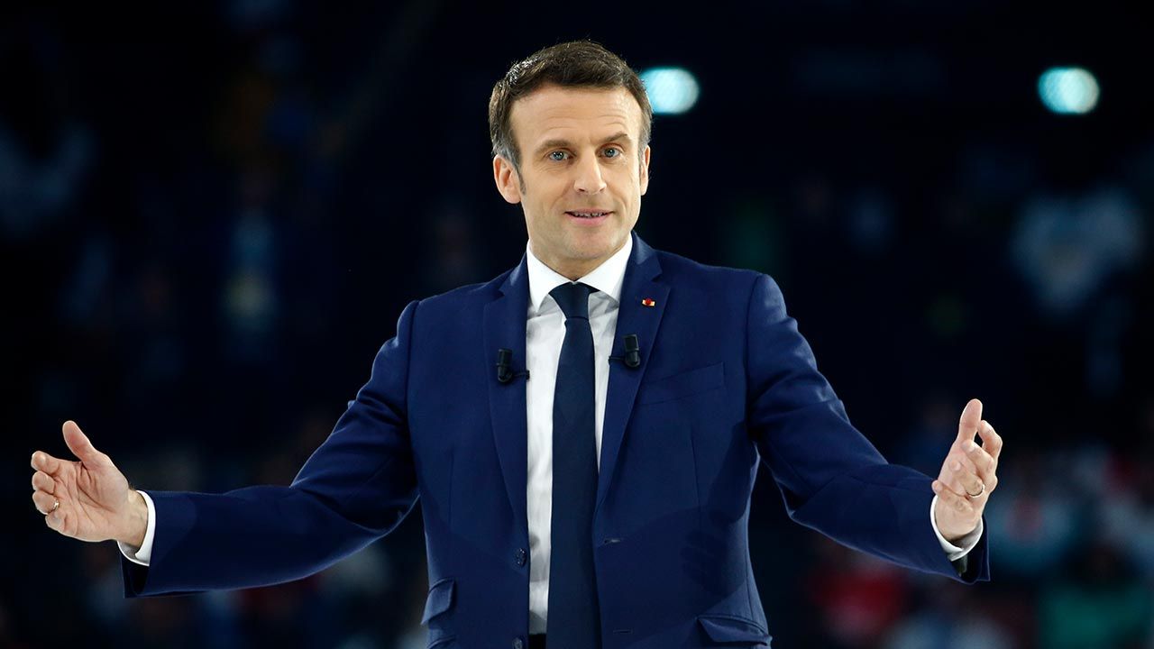 Emmanuel Macron o sankcjach na Rosję chce rozmawiać „przede wszystkim z Niemcami” (fot. Chesnot/Getty Images)