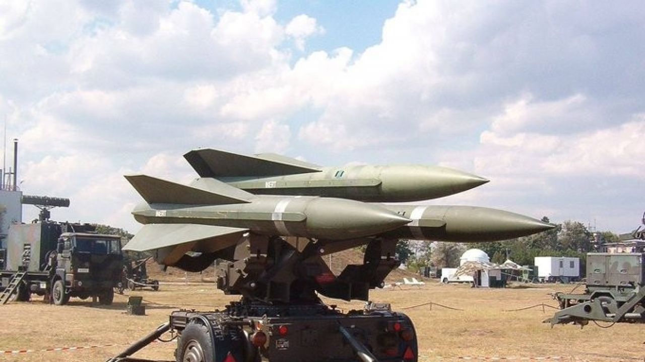 Systemy obrony przeciwlotniczej Hawk Ukraińcy dostaną od Hiszpanii. (Fot. Twitter/NewsFromUkraine). Systemy obrony przeciwlotniczej Hawk Ukraińcy dostaną od Hiszpanii. (Fot. Twitter/NewsFromUkraine).