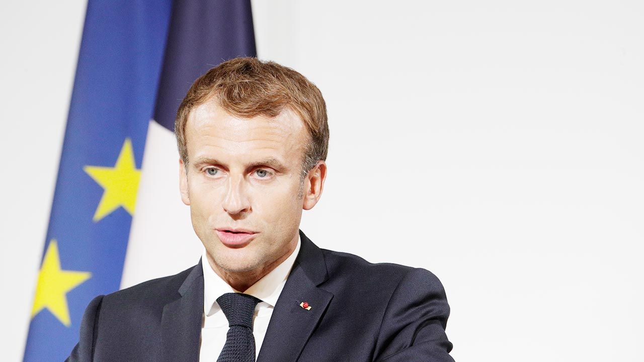 Kod QR prezydenta Francji został dezaktywowany i nie można już z niego korzystać (fot. PAP/EPA/STEFANO RELLANDINI / POOL) Kod QR prezydenta Francji został dezaktywowany i nie można już z niego korzystać (fot. PAP/EPA/STEFANO RELLANDINI / POOL)