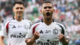 Legia Warszawa ma wiele wygasających kontraktów piłkarzy. Kto przedłuży umowę z Wojskowymi? Michał Żewłakow zabrał głos (fot: PAP)