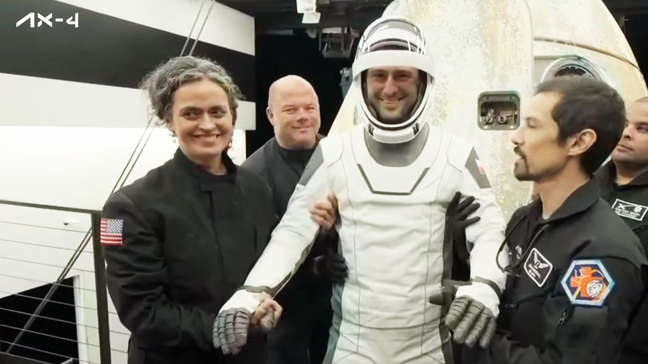 Misja wykonana! Kapsuła Dragon Grace z załogą Ax-4, w tym Sławoszem Uznańskim-Wiśniewskim, wr&oacute;ciła na Ziemię. Kapsuła została wyłowiona z wody u wybrzeży Kalifornii, a następnie...