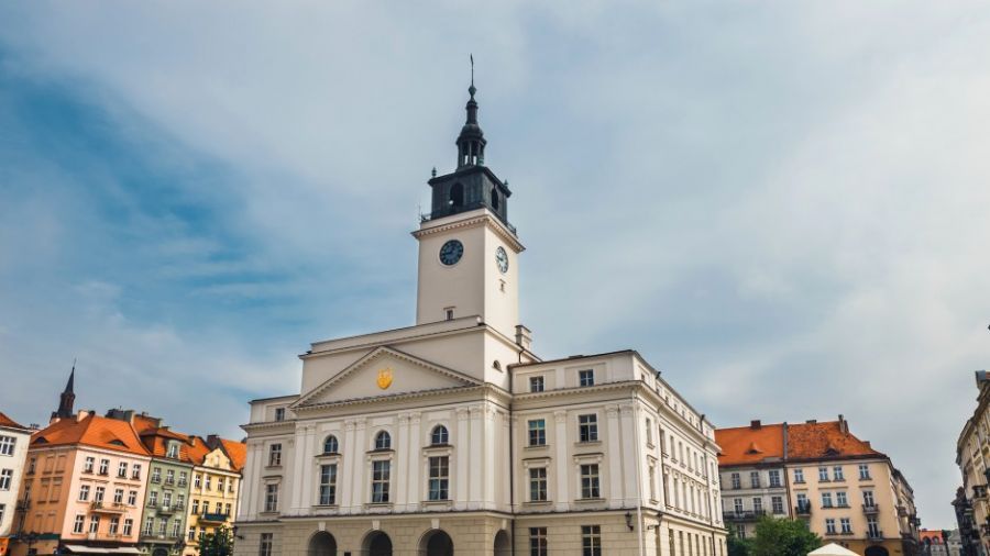 Radny Konina namawia do zerwania partnerstwa z rosyjskim miastem partnerskim (fot. Shutterstock)