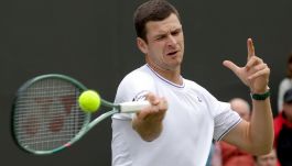 Hubert Hurkacz – Arthur Fils [NA ŻYWO]. Śledź relację online z meczu Wimbledonu dzisiaj w TVP (fot. PAP/EPA)