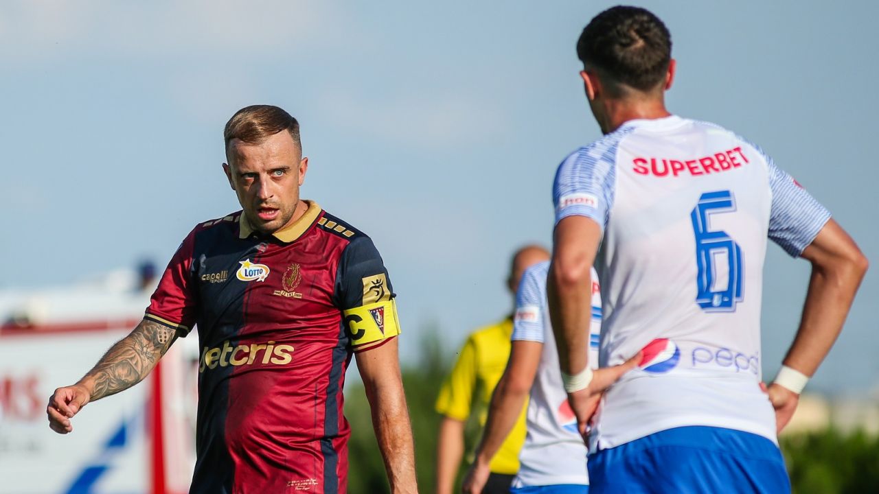Kamil Grosicki przedłużył kontrakt z Pogonią i został jej nowym kapitanem (fot. 400mm.pl)