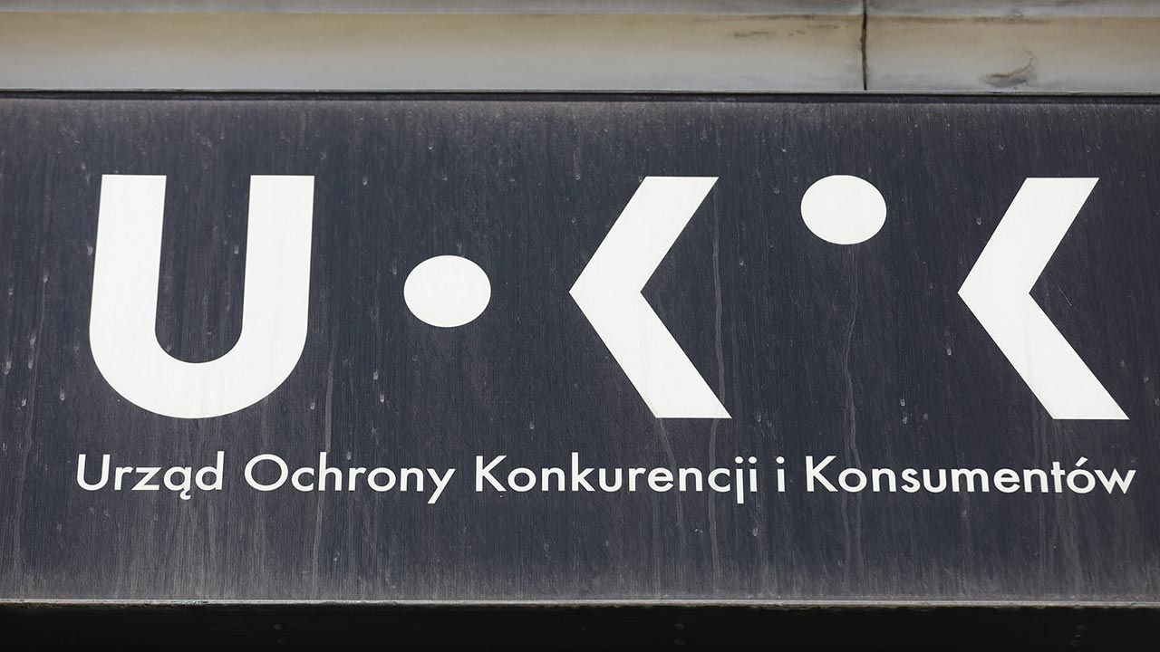 Pożyczkodawca pobierał opłaty przewyższające zaciągnięte kredyty konsumentów (fot. PAP/Rafał Guz) Pożyczkodawca pobierał opłaty przewyższające zaciągnięte kredyty konsumentów (fot. PAP/Rafał Guz)
