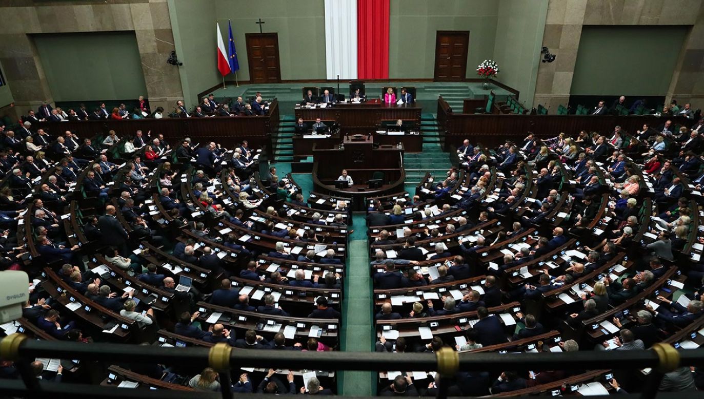 Deklarowana frekwencja wynosi 57 proc. (fot. Jacek Szydlowski / Forum)