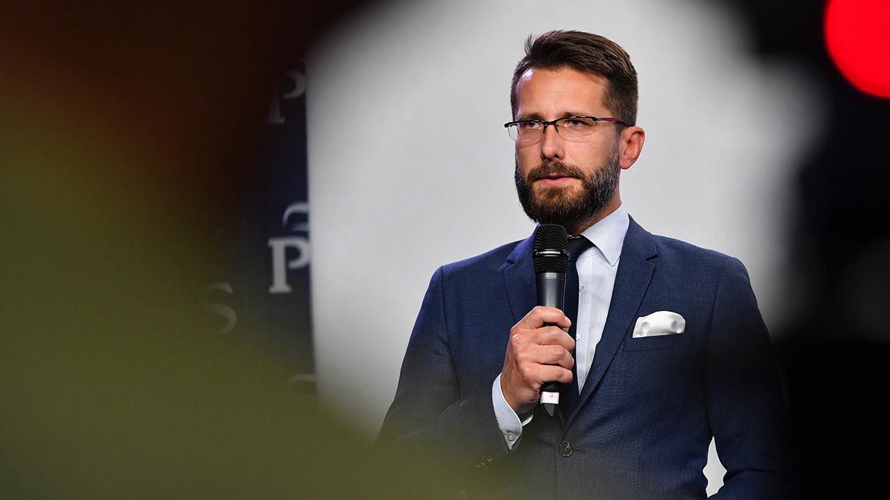 Wicerzecznik Prawa i Sprawiedliwości Radosław Fogiel (fot. PAP/Radek Pietruszka) Wicerzecznik Prawa i Sprawiedliwości Radosław Fogiel (fot. PAP/Radek Pietruszka)