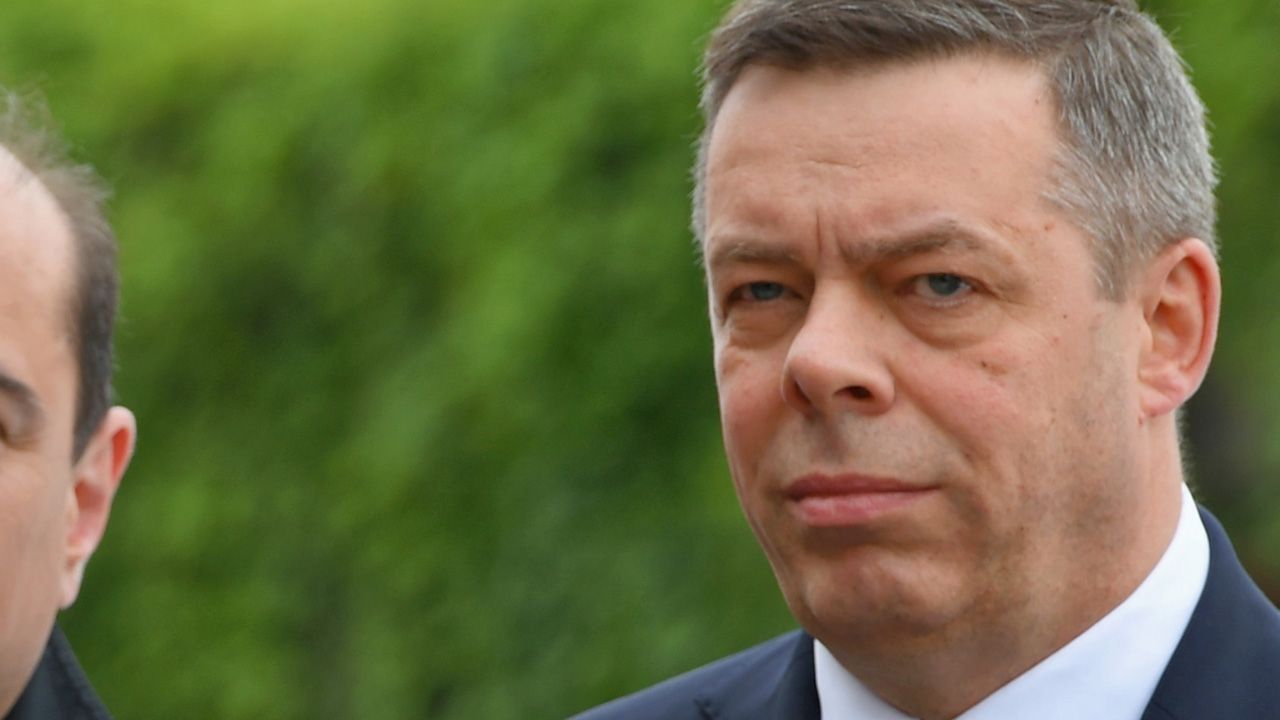 Przewodniczący sejmiku woj. pomorskiego Jan Kleinschmidt (fot. arch.PAP/Adam Warżawa) Przewodniczący sejmiku woj. pomorskiego Jan Kleinschmidt (fot. arch.PAP/Adam Warżawa)