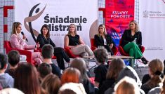 Otylia Jędrzejczak: 28 procent dzieci nie akceptuje siebie [WIDEO]