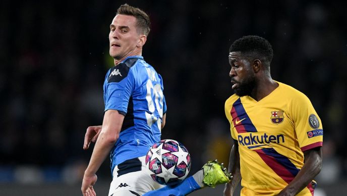 Lm Fc Barcelona Ssc Napoli Wlasciciel Napoli Krytykuje Uefa Za Postawe Ws Meczu Ligi Mistrzow Sport Tvp Pl