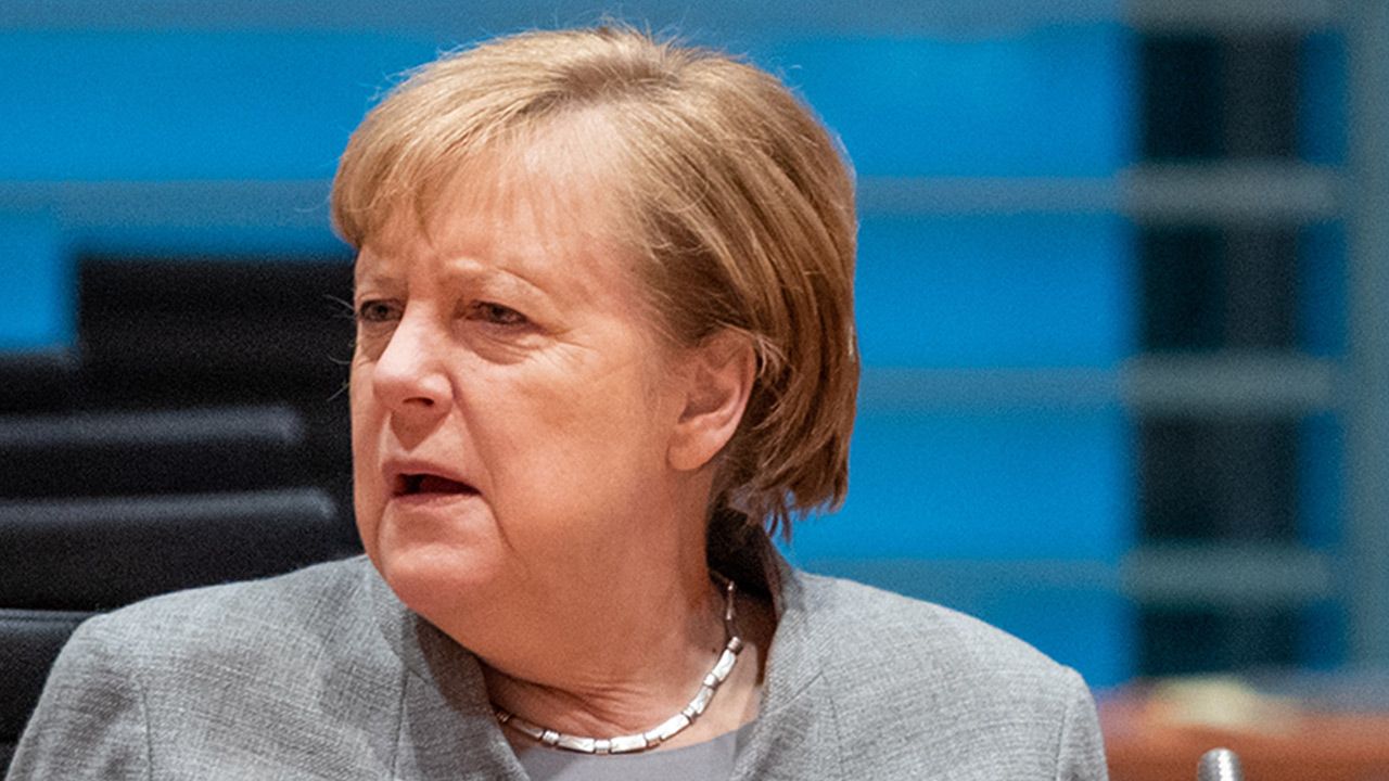 Według niektórych europosłów porozumienie ws. weta budżetu UE z prezydencją niemiecką będzie trudne, a nawet niemożliwe (fot. Andreas Gora - Pool via Getty Images) Według niektórych europosłów porozumienie ws. weta budżetu UE z prezydencją niemiecką będzie trudne, a nawet niemożliwe (fot. Andreas Gora - Pool via Getty Images)