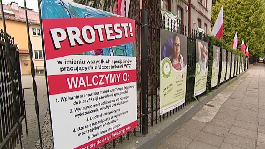 Protest terapeutów w Koszalinie. Chcą godnie zarabiać