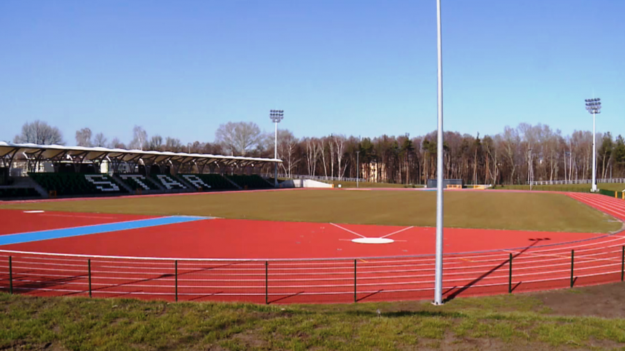 Zakończył się remont Stadionu Miejskiego w Starachowicach. Skorzystają piłkarze, lekkoatleci i uczniowie 