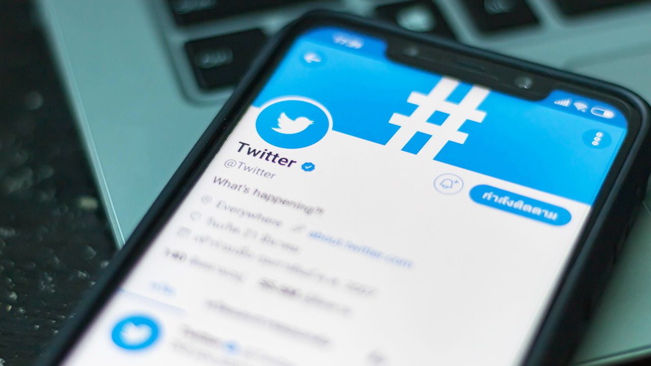 Zapowiadane przez wiceprezesa Twittera zmiany mogłyby zostać wprowadzone już za kilka miesięcy (fot. Shutterstock/Sattalat phukkum) Zapowiadane przez wiceprezesa Twittera zmiany mogłyby zostać wprowadzone już za kilka miesięcy (fot. Shutterstock/Sattalat phukkum)