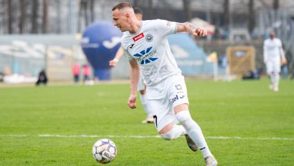 Hutnik Kraków – Pogoń Grodzisk Mazowiecki. Betclic 2 Liga, 33. kolejka. Transmisja online na żywo w TVP Sport (31.05.2025)