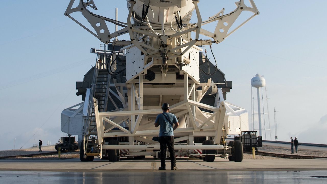 DARPA chce do 2025 roku zaprezentować pojazd z nuklearnym napędem termicznym (fot. PAP/EPA/A.GEMIGNANI/NASA/HANDOUT, zdjęcie ilustracyjne) DARPA chce do 2025 roku zaprezentować pojazd z nuklearnym napędem termicznym (fot. PAP/EPA/A.GEMIGNANI/NASA/HANDOUT, zdjęcie ilustracyjne)