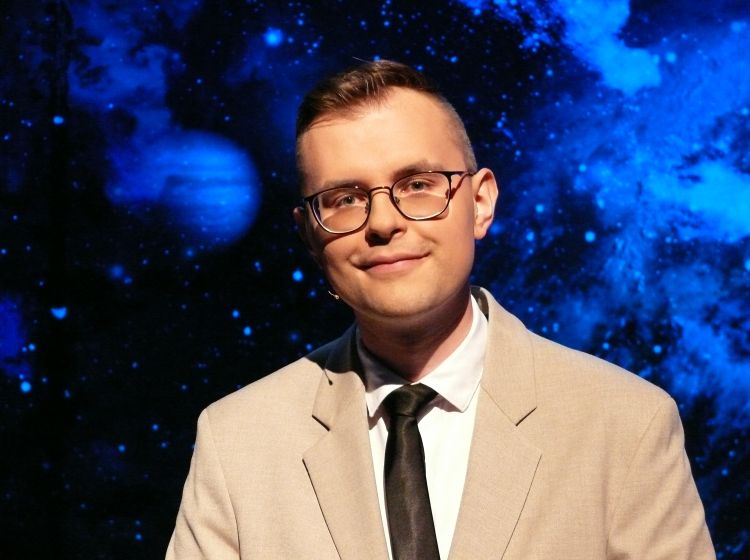 Jeden z dziesięciu - Dominik Szura