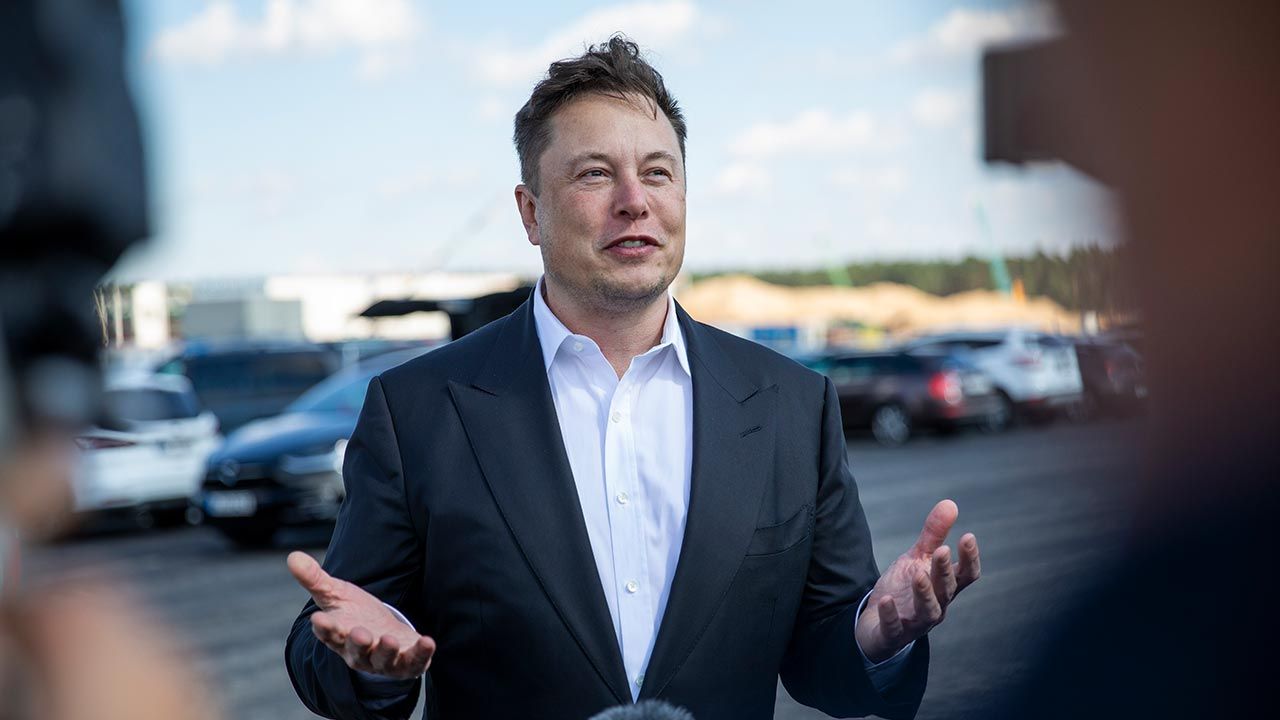 Elon Musk O Podboju Kosmosu I Czipach W Mozgu Czlowiek Stanie Na Marsie Za 5 Lat Tvp Info