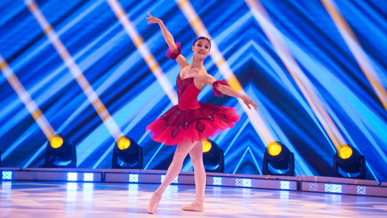 Tamiła Dudnik zaprezentowała klasyczną choreografię Mariusa Petipy z baletu „Arlekinada” (fot. Jan Bogacz)