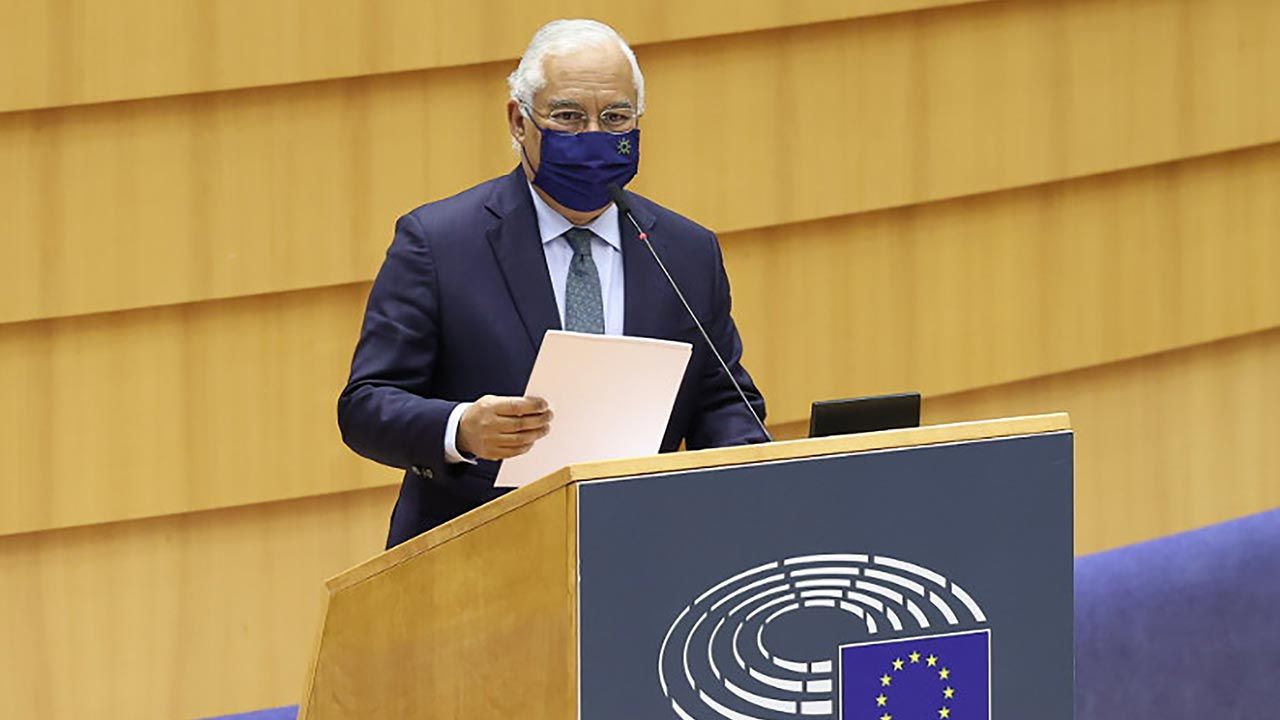 Antonio Costa zapowiedział wdrażanie nowych wieloletnich ram finansowych UE (fot. Dursun Aydemir/Anadolu Agency via Getty Images) Antonio Costa zapowiedział wdrażanie nowych wieloletnich ram finansowych UE (fot. Dursun Aydemir/Anadolu Agency via Getty Images)