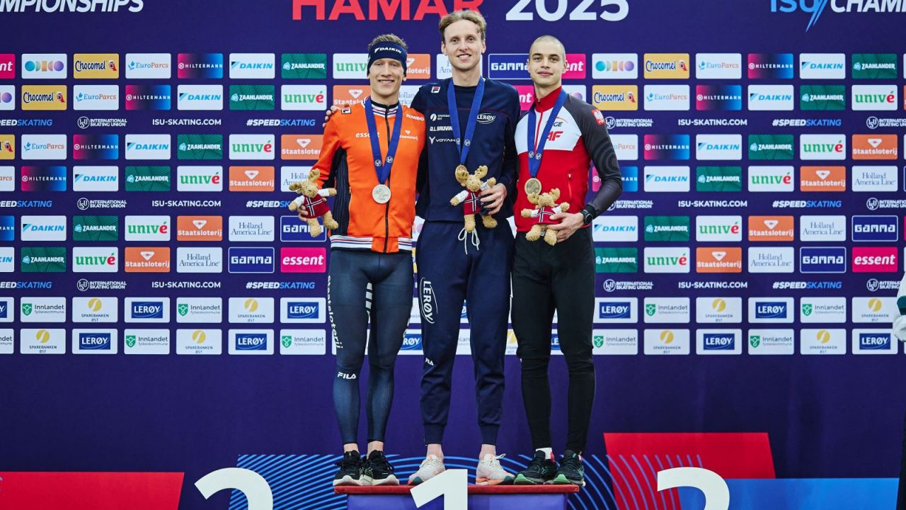 Vladimir Semirunnij odebrał brązowy medal mistrzostw świata w Hamar (fot. Getty Images)