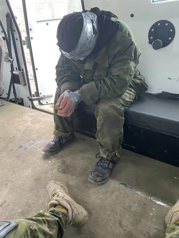 Допыт расейскага палоннага. Фота з асабістага архіву героя публікацыі