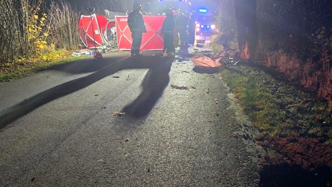 Tragiczny wypadek na Pomorzu. Za kierownicą nastolatek bez prawa jazdy