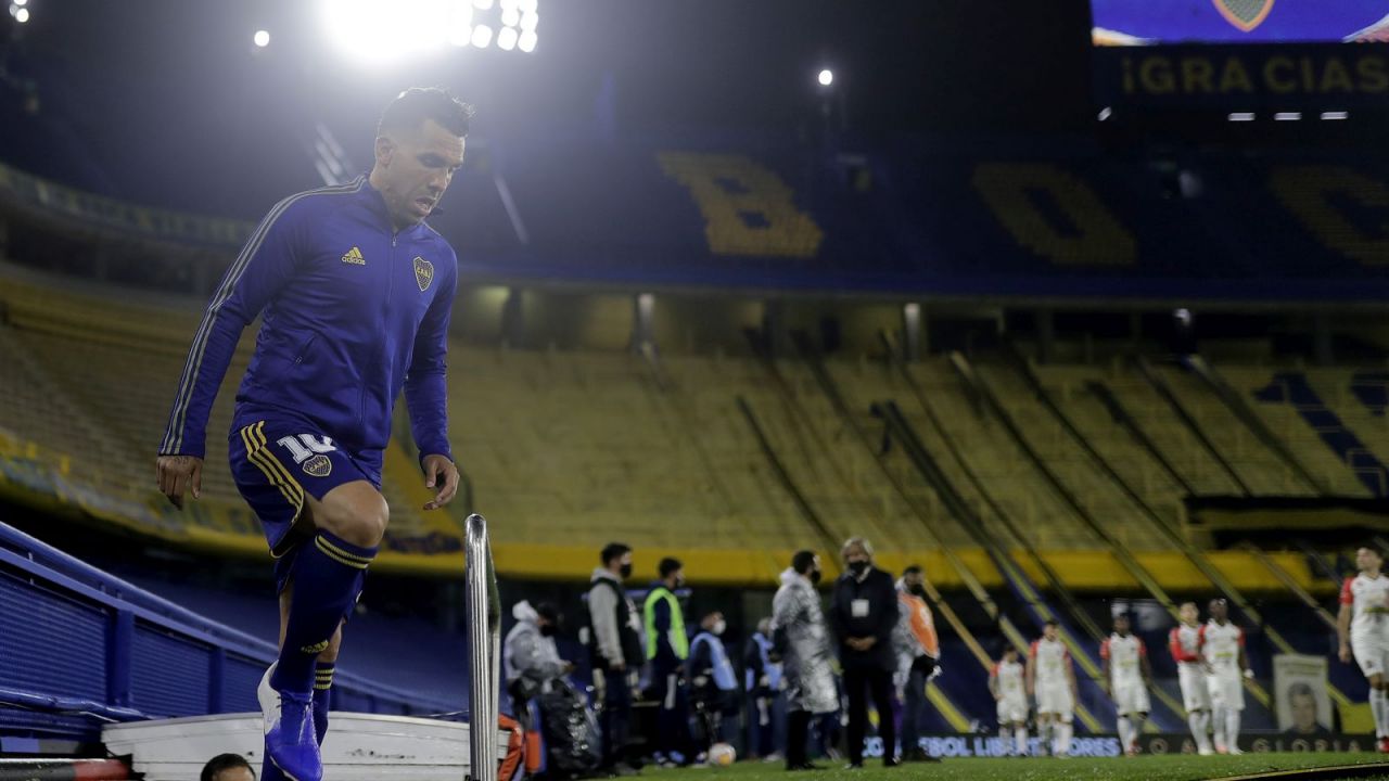 Carlos Tevez rozważa zmianę profesji (fot. Getty)
