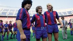 Diego Maradona (z lewej) w barwach FC Barcelona (fot. Getty)