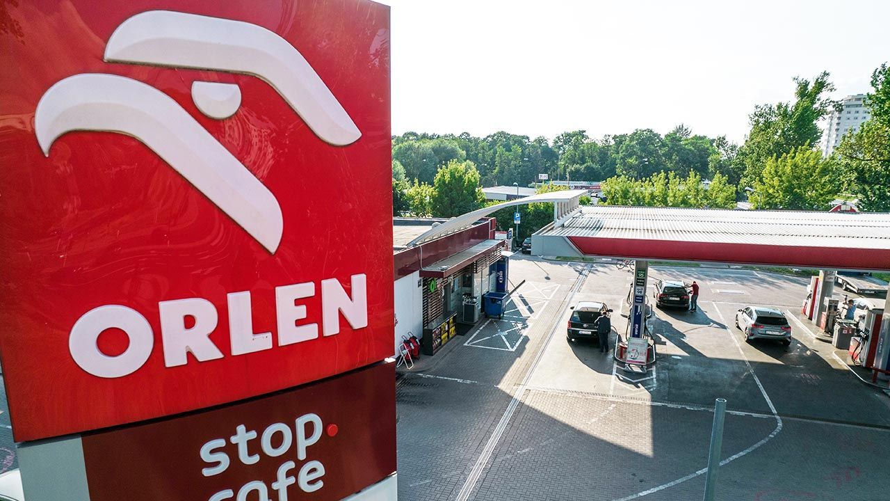 PKN Orlen przeznaczy na nowe przedsięwzięcia ok. 9 mld zł (fot. PAP/Rafał Guz) PKN Orlen przeznaczy na nowe przedsięwzięcia ok. 9 mld zł (fot. PAP/Rafał Guz)