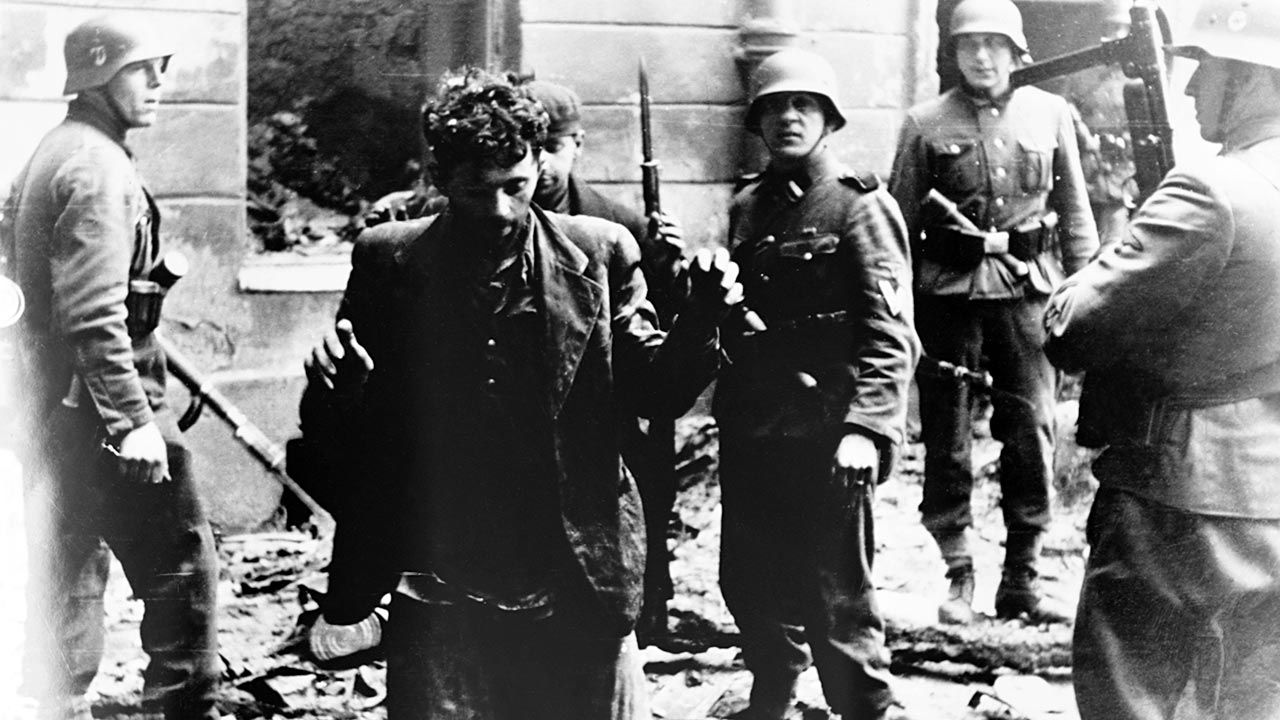 Polska domaga się od Niemiec reparacji za zniszczenia dokonane podczas II wojny światowej (fot. © CORBIS/Corbis via Getty Images) Polska domaga się od Niemiec reparacji za zniszczenia dokonane podczas II wojny światowej (fot. © CORBIS/Corbis via Getty Images)
