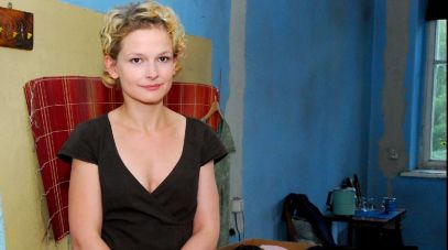 Dominika Ostałowska gra rolę Katarzyny (fot. Witold Szczekowski, TVP)