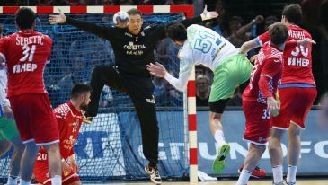 Stevanović w akcji podczas MŚ 2017 we Francji (fot. Getty)