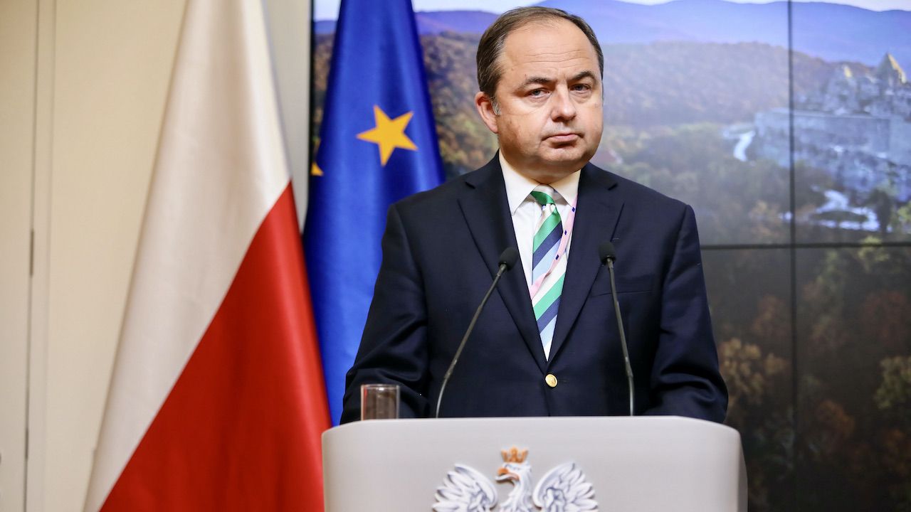 Rząd z uwagą wsłucha się we wszystkie uwagi obywateli (fot. arch.PAP/Leszek Szymański) Rząd z uwagą wsłucha się we wszystkie uwagi obywateli (fot. arch.PAP/Leszek Szymański)